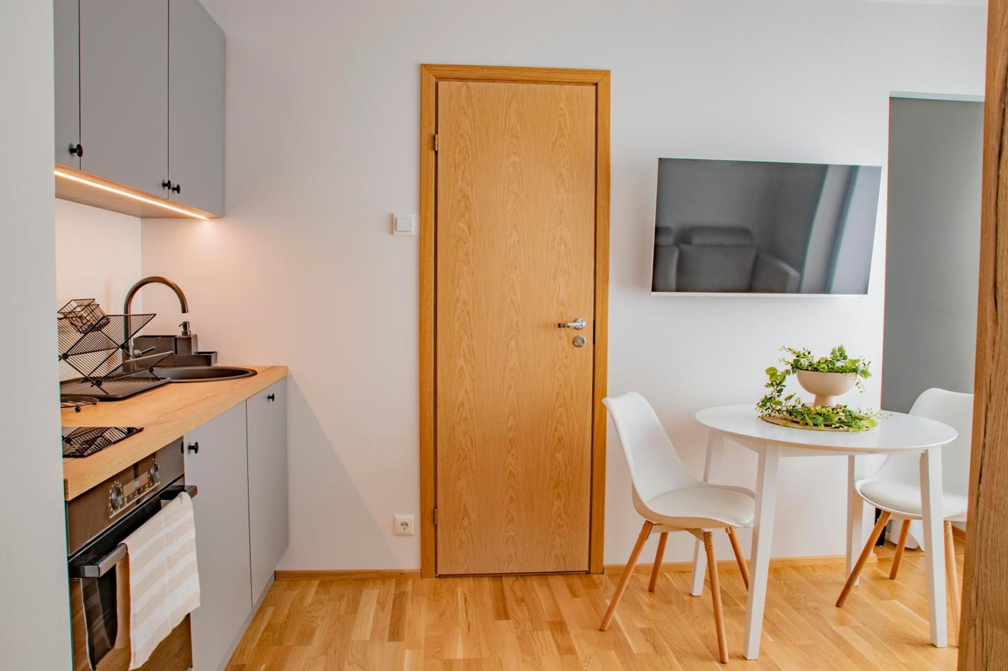 Express Premium Apartments - City Center Tartu Exterior photo
